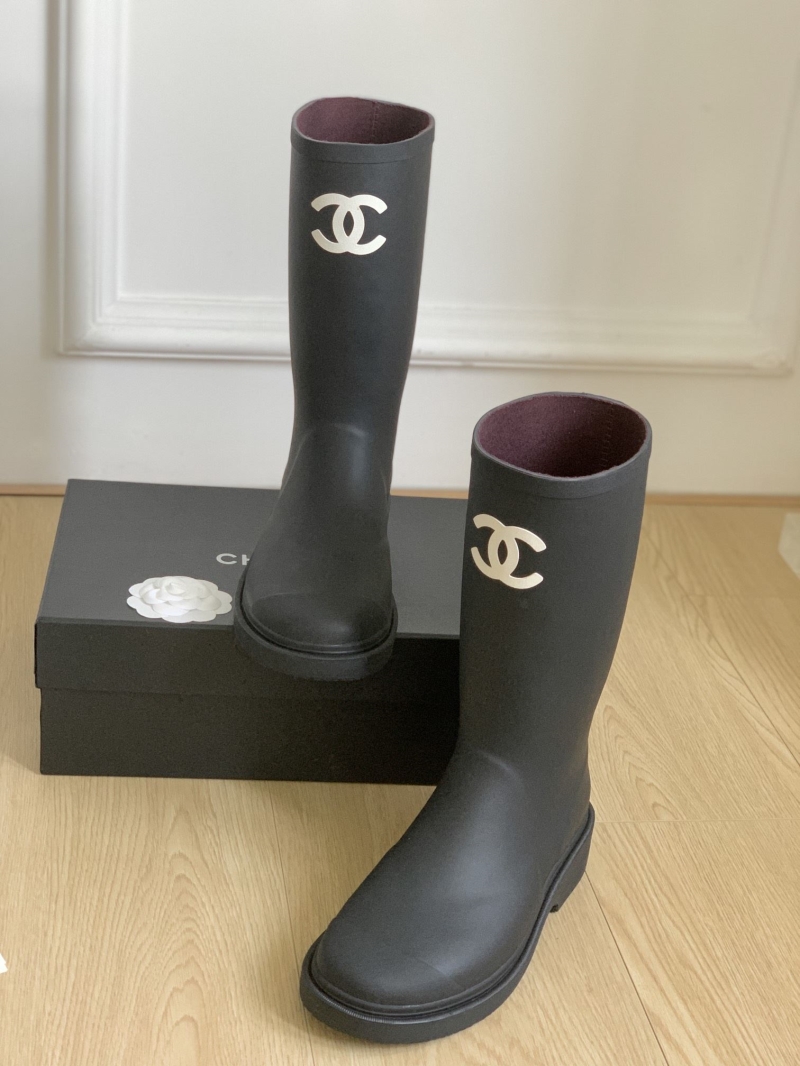 Ch**el boots